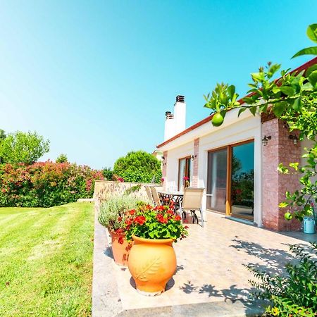 Villa Bougainvillea Epanomí Eksteriør bilde